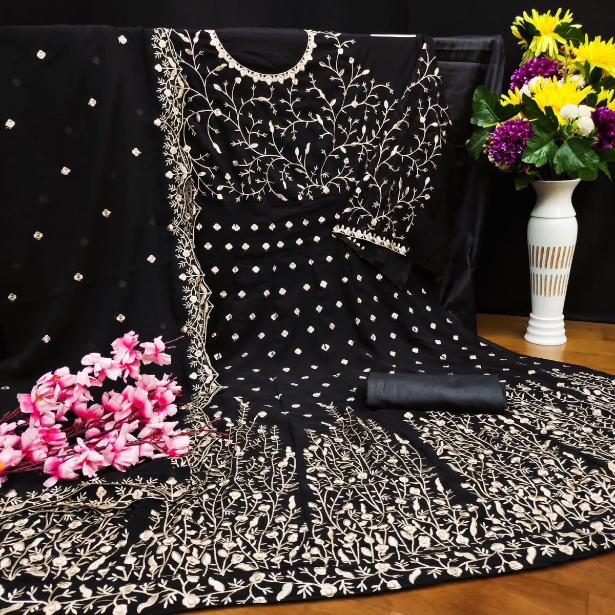 AANAYA-VOL-94-9400-SERIES-HEAVY-GEORGETTE-PARTY-WEAR-SUITS-WHOLESALE-17