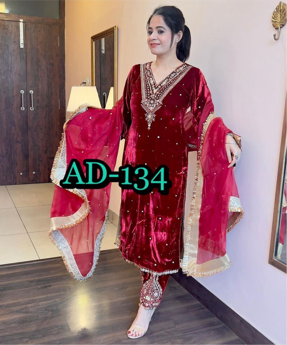 AAROHI-DESIGNER-AD-134-DESIGNER-VELVET-SUITS-1