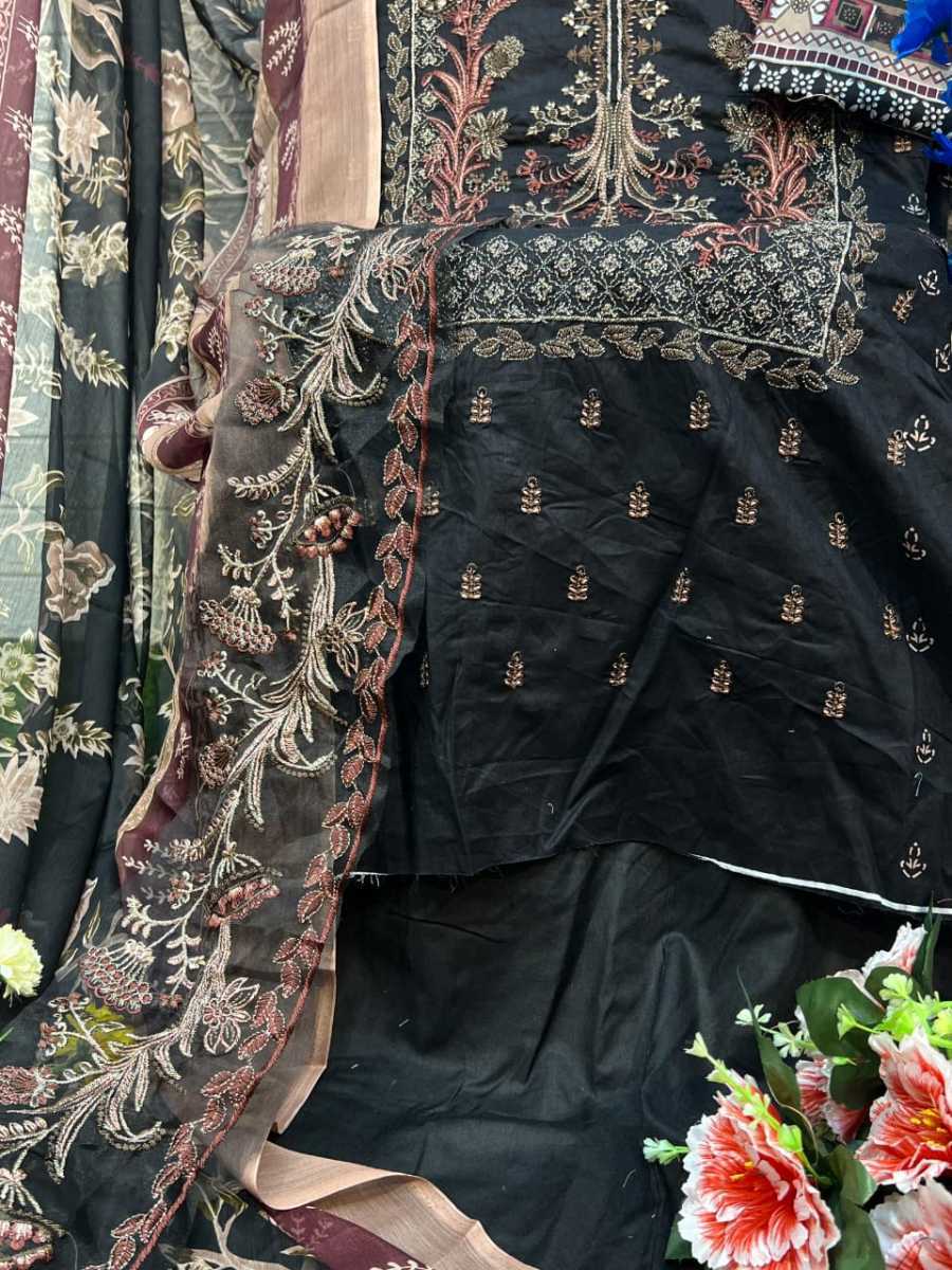 AASHA-DESIGNER-1065-PAKISTANI-COTTON-SUITS-6