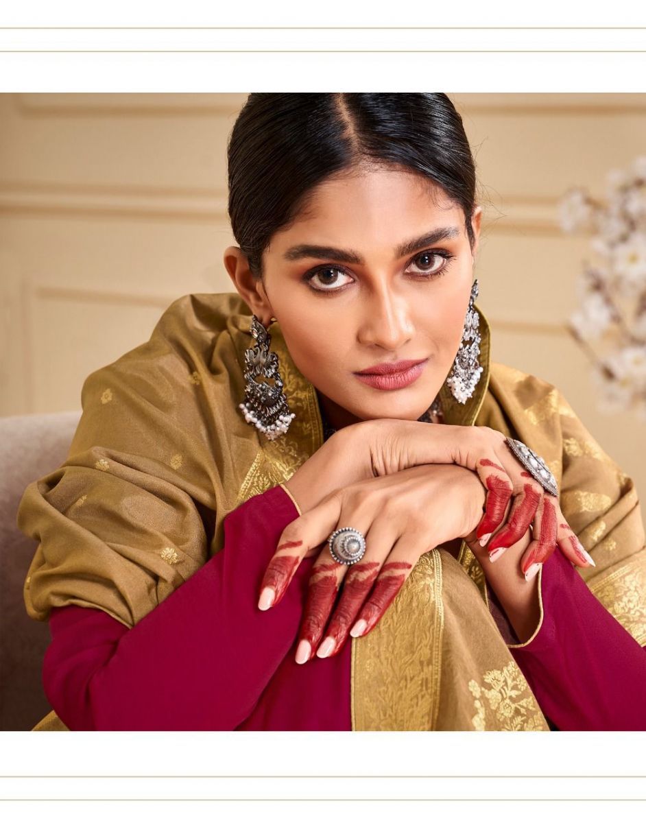 AASHIRWAD-CREATION-LOTUS-SALWAR-KAMEEZ-AT-WHOLESALE-15