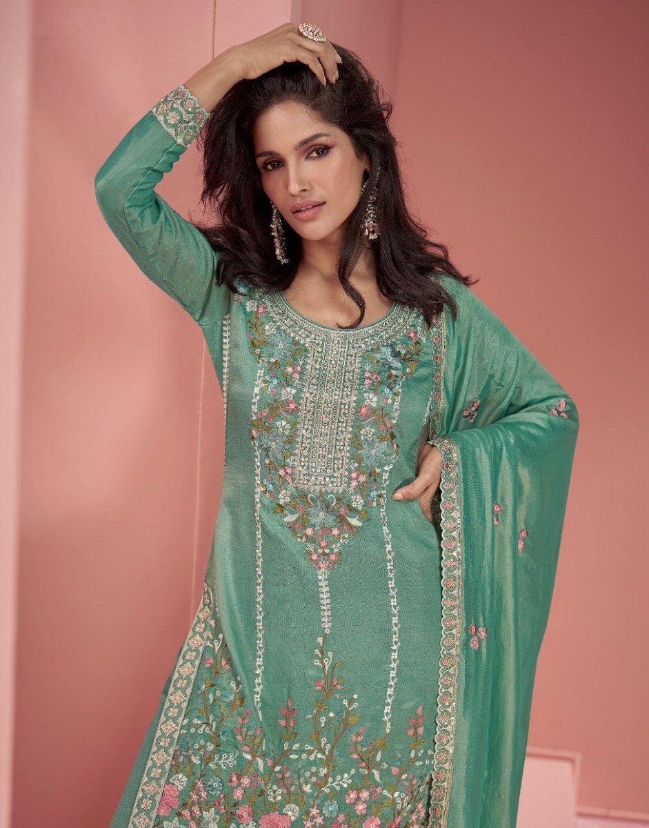 AASHIRWAD-CREATION-MEHROON-ORGANZA-SILK-SALWAR-SUIT-SUPPLIER-IN-SURAT-8