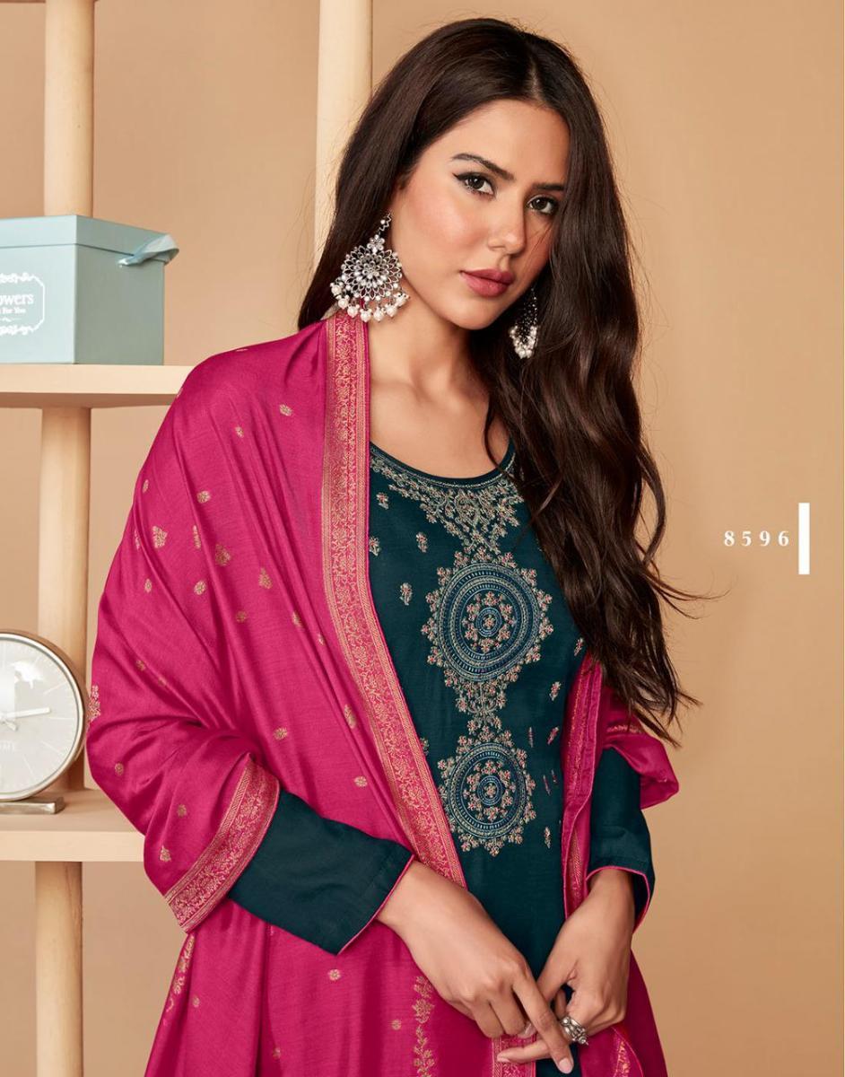 AASHIRWAD-CREATION-SAARAS-SALWAR-KAMEEZ-WHOLESALER-SURAT-15