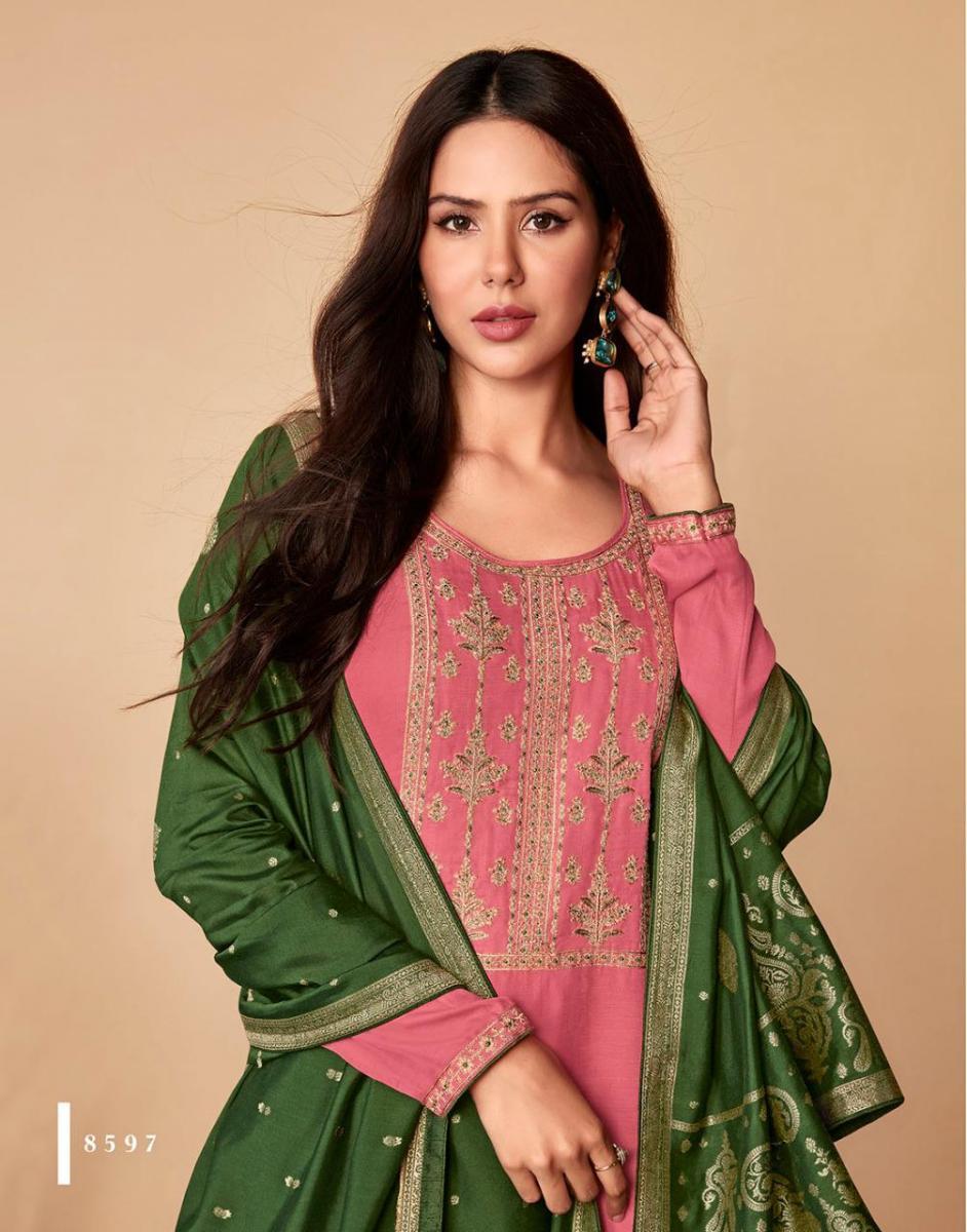 AASHIRWAD-CREATION-SAARAS-SALWAR-KAMEEZ-WHOLESALER-SURAT-5
