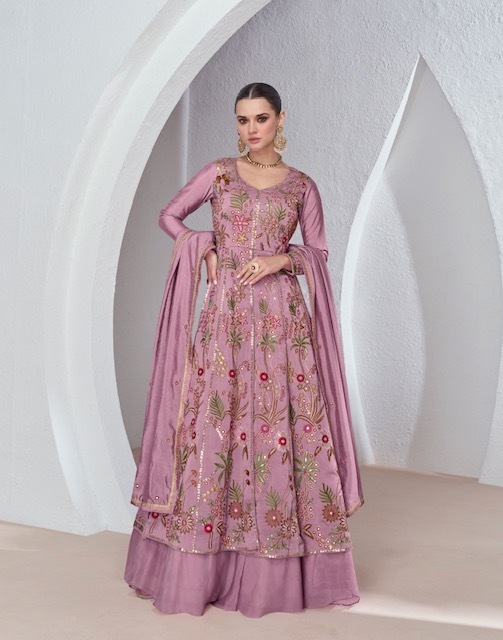 AASHIRWAD-CREATION-SABINA-DESIGNER-GEORGETTE-SUITS-WHOLESALER-IN-SURAT-2