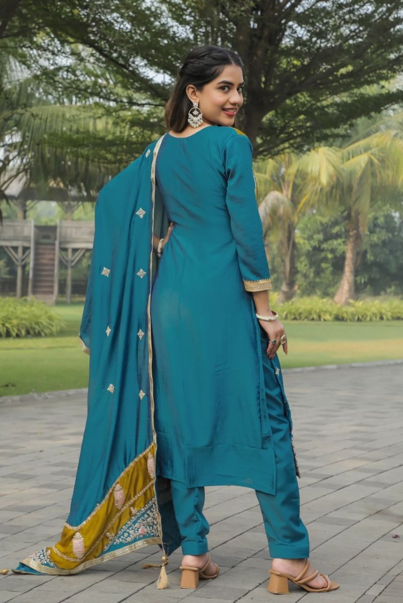 ADAN-LIBAS-7043-PAKISTANI-SALWAR-SUITS-3