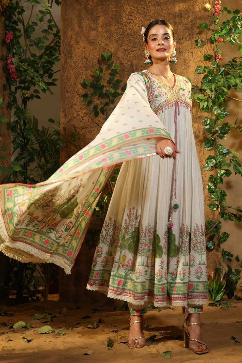 AKSHAR-DESIGNER-MUSLIN-ALIA-CUT-WHOLESALE-1