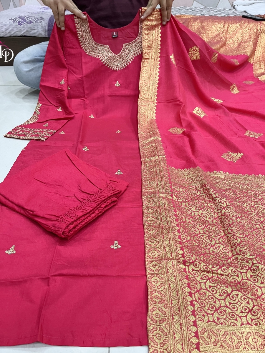 AKSHAR-DESIGNER-PINK-CHANDERI-SILK-SUITS-3