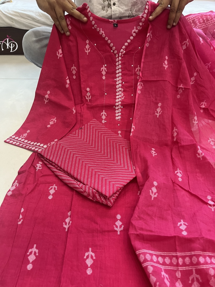 AKSHAR-DESIGNER-PINK-COTTON-ALINE-KURTA-SET-3