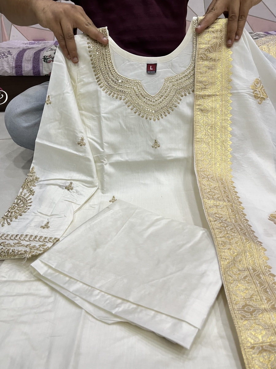 AKSHAR-DESIGNER-WHITE-CHANDERI-SILK-SUITS-3