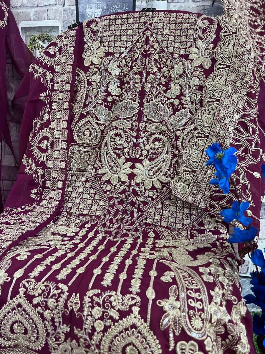 AMENA-B-112-PAKISTANI-SUITS-WHOLESALER-4