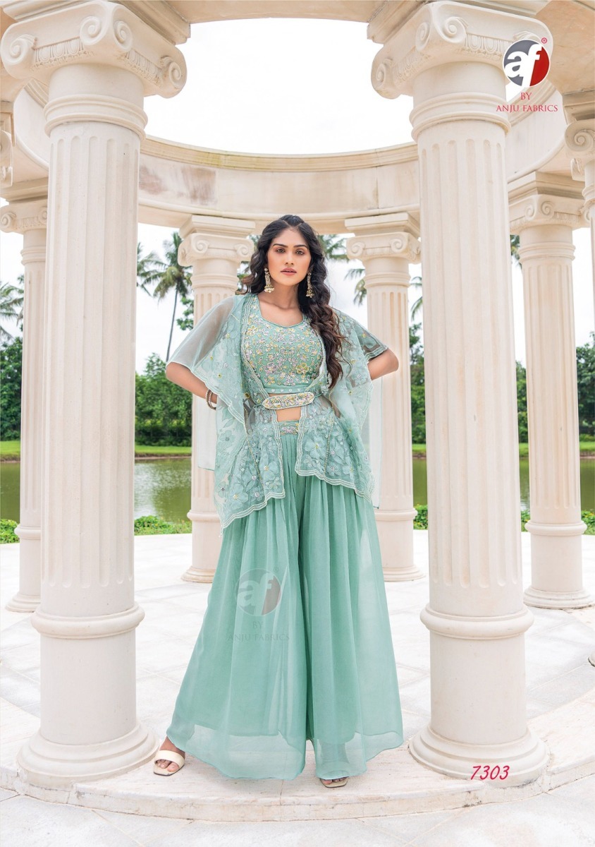 ANJU-FABRICS-BOUTIQUE-BLAST-DESIGNER-OUTFIT-WHOLESALER-IN-SURAT-6