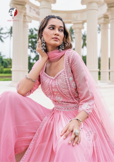 ANJU-FABRICS-BOUTIQUE-BLAST-DESIGNER-OUTFIT-WHOLESALER-IN-SURAT-7