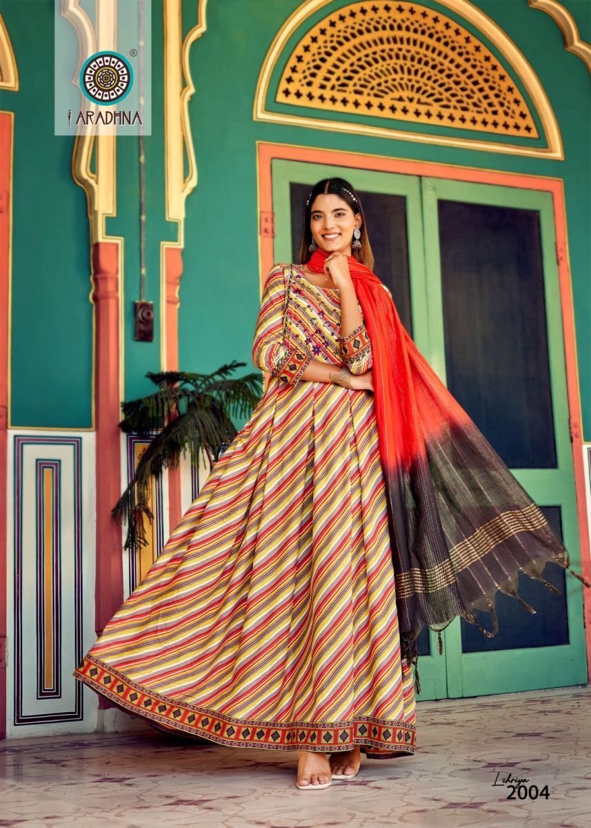 ARADHNA-LEHRIYA-VOL-2-LIVA-FABRIC-GOWN-WITH-BANARASI-DUPATTA-5