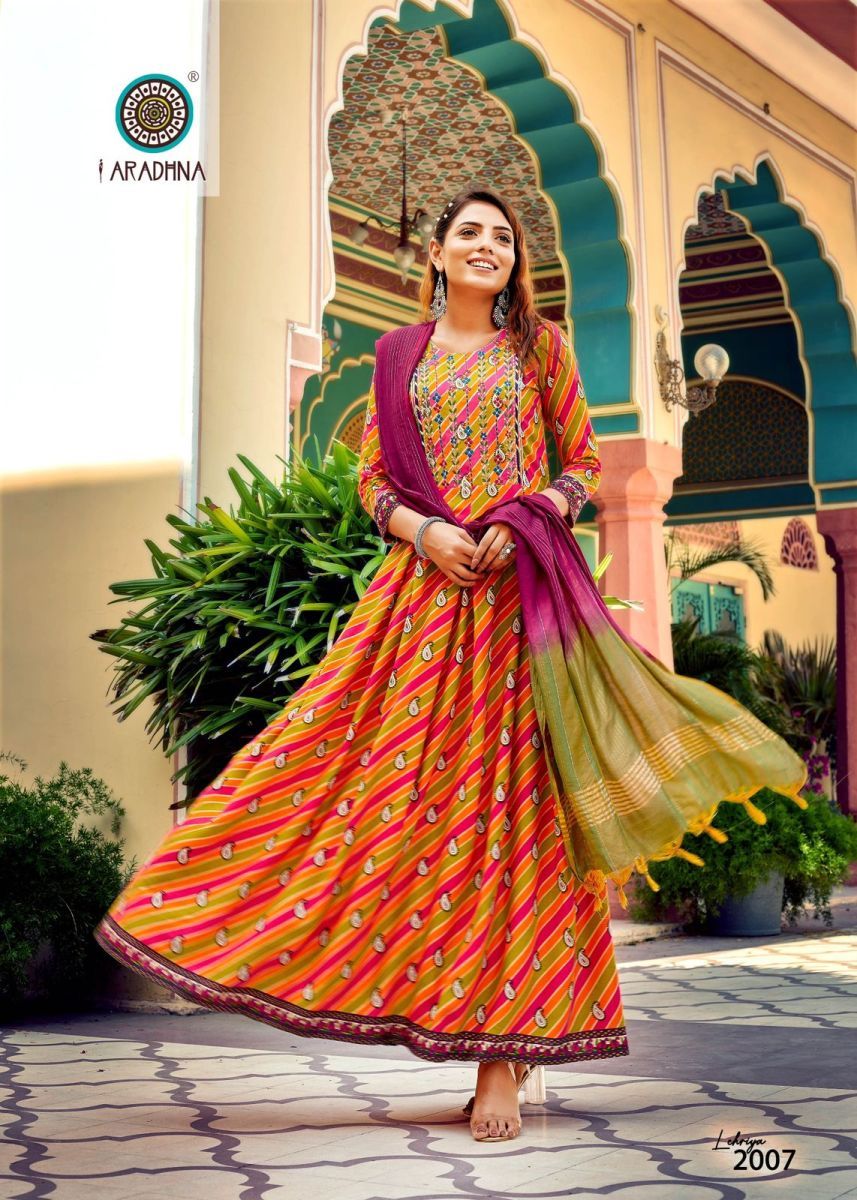 ARADHNA-LEHRIYA-VOL-2-LIVA-FABRIC-GOWN-WITH-BANARASI-DUPATTA-6