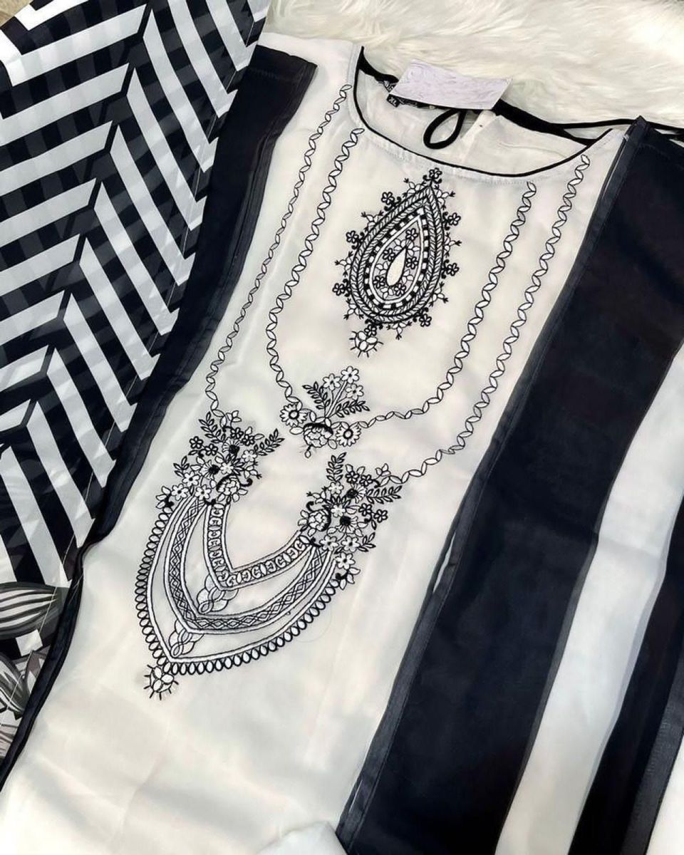 ASIM-JOFA-1075-SERIES-PAKISTANI-KURTIS-MANUFACTURER-8