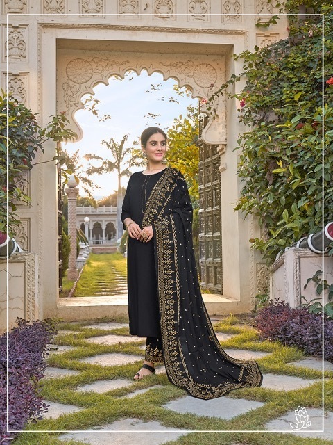 BANWERY-PANGHAT-KURTI-WITH-PANT-WITH-DUPATTA-SET-MANUFACTUR-SURAT-9