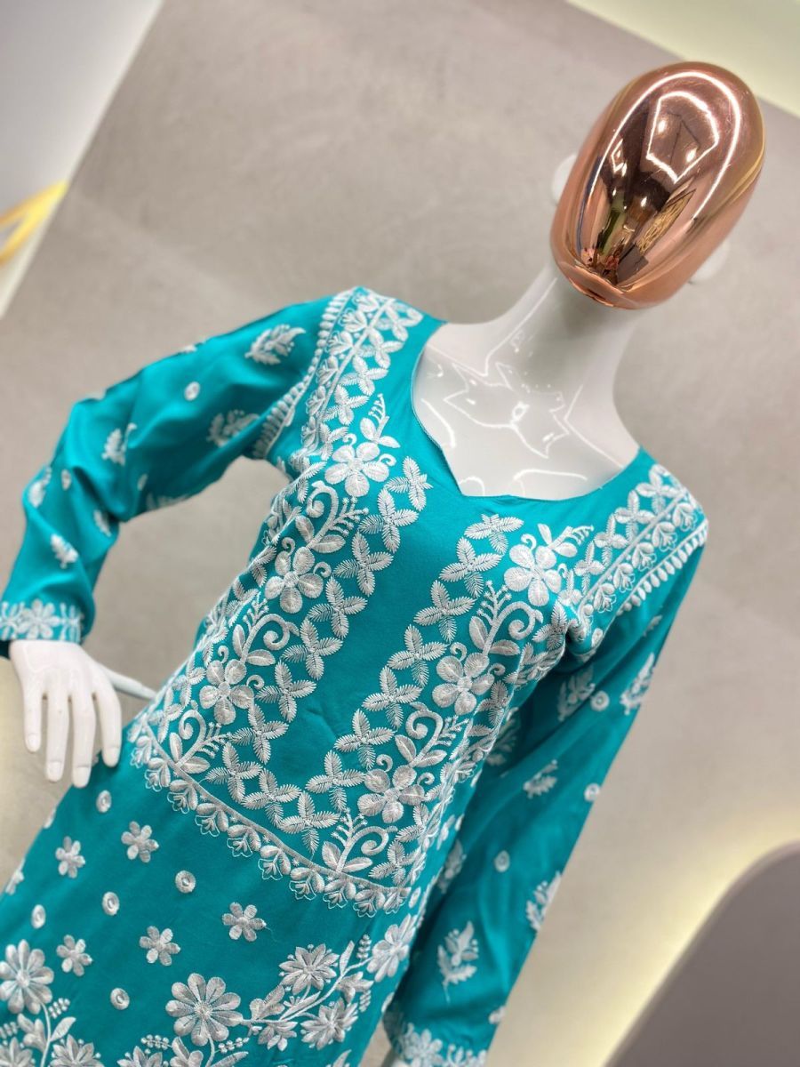 BE-200-DESIGNER-CHIKANKARI-SUITS-WHOLESALE-3