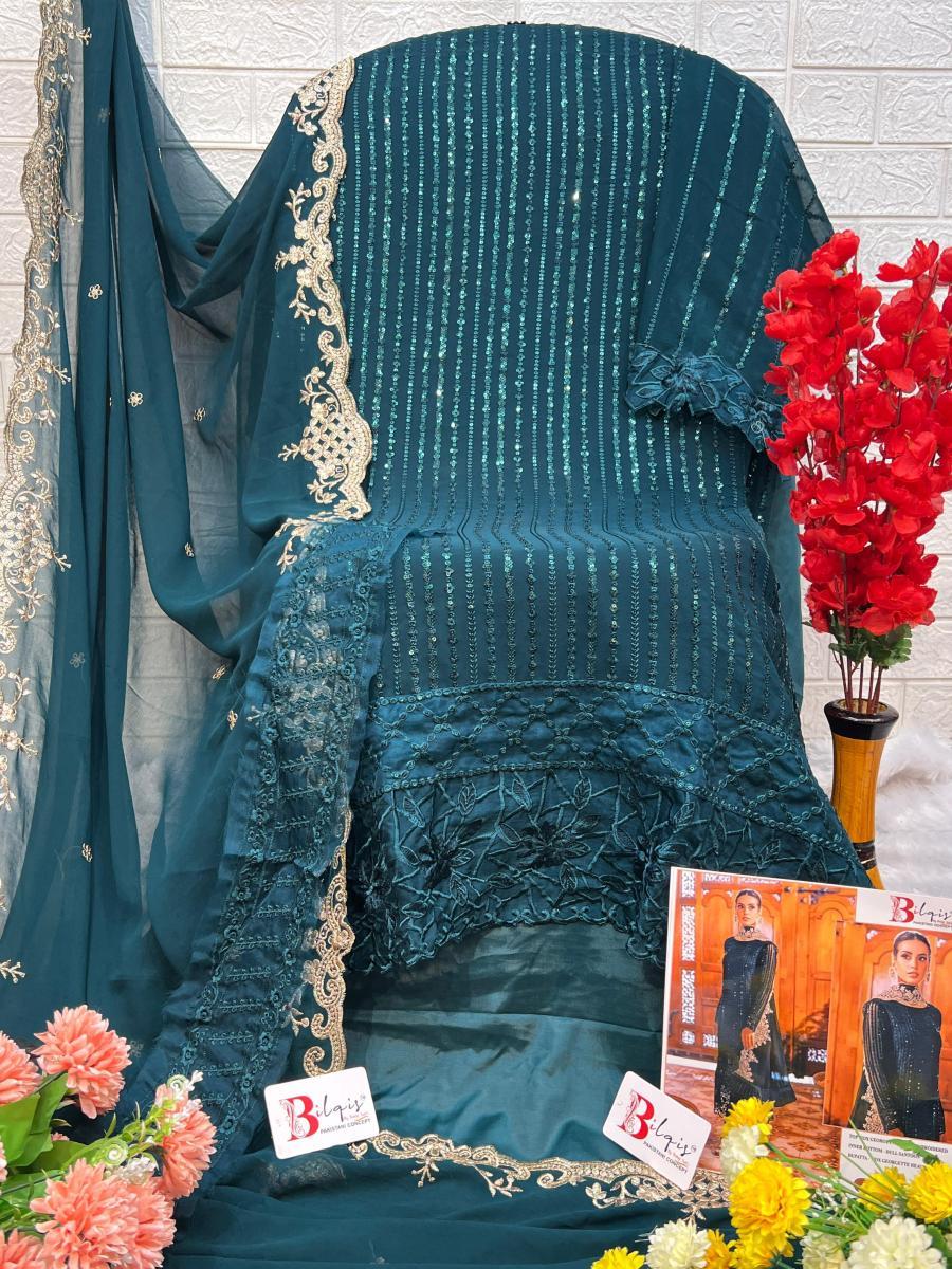 BILQIS-B-26-B-TO-E-PAKISTANI-SUITS-IN-INDIA-9