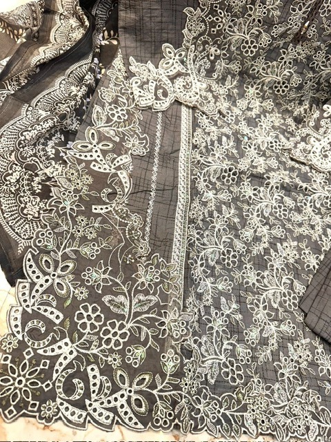 COSMOS-AAYRA-LUXURY-LAWN-D-NO-3-READYMADE-COLLECTION-SUITS-SUPPLIER-IN-SURAT-3