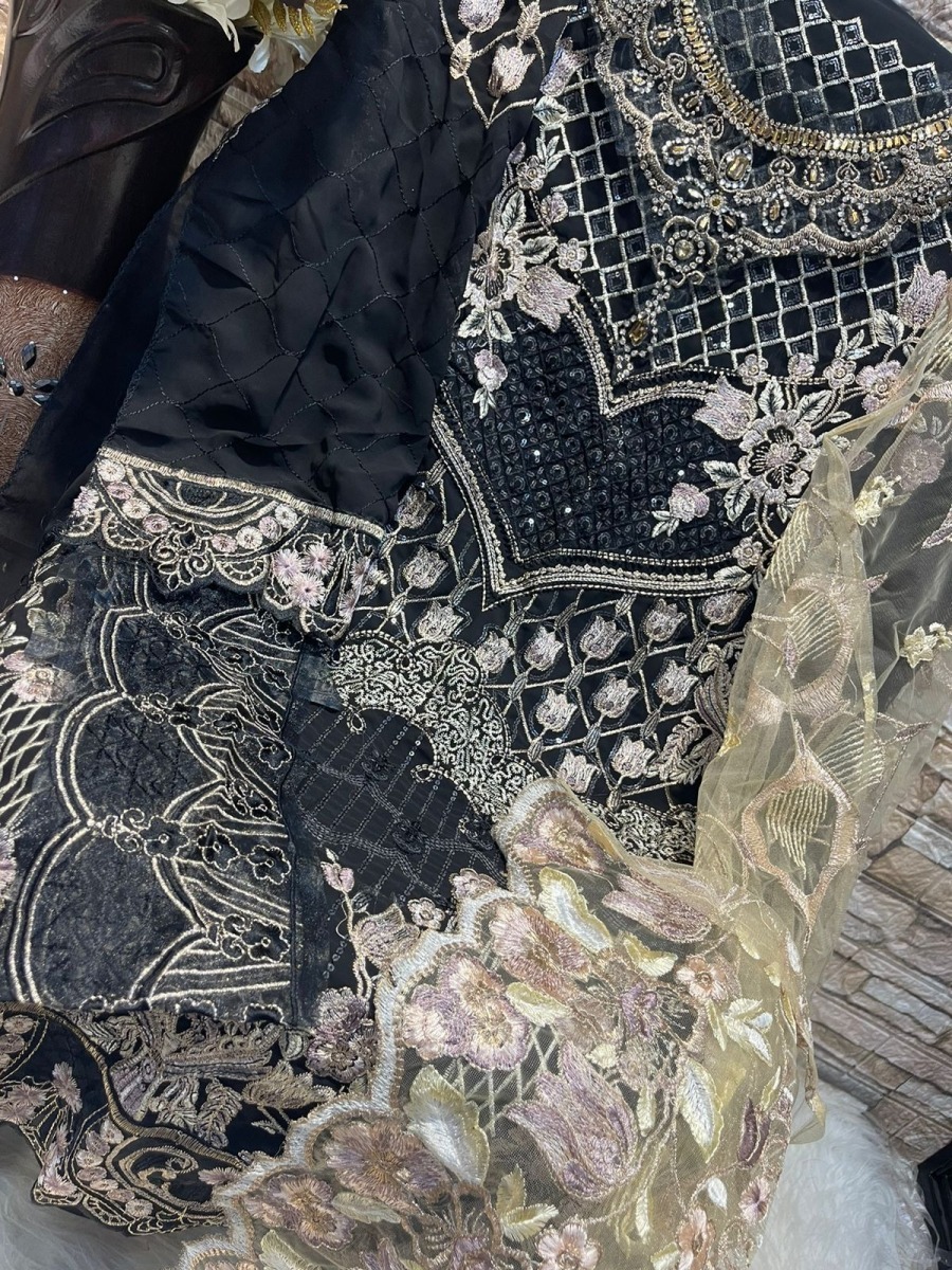 COSMOS-GOLD-12-B-PAKISTANI-SUITS-IN-INDIA-1