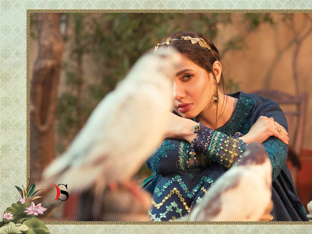 DEEPSY-MARIA-B-LAWN-22-PAKISTANI-SUITS-WHOLESALE-7