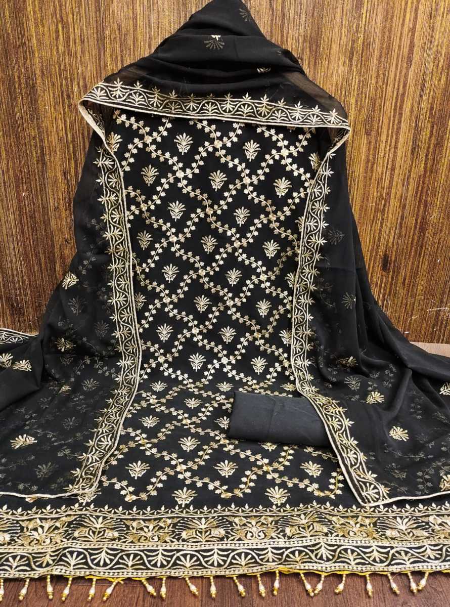 DESIGNER-SUITS-SILK-SALWAR-KAMEEZ-WHOLESALE-6