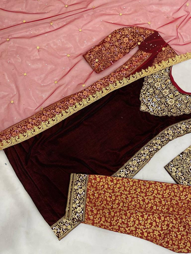 DHK-1014-MAROON-READYMADE-VELVET-SUITS-WHOLESALER-6