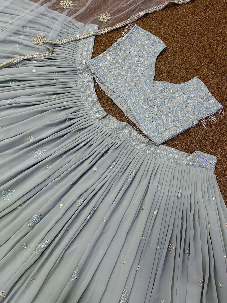 DHK-1137-C-DESIGNER-LEHENGA-WHOLESALE-2