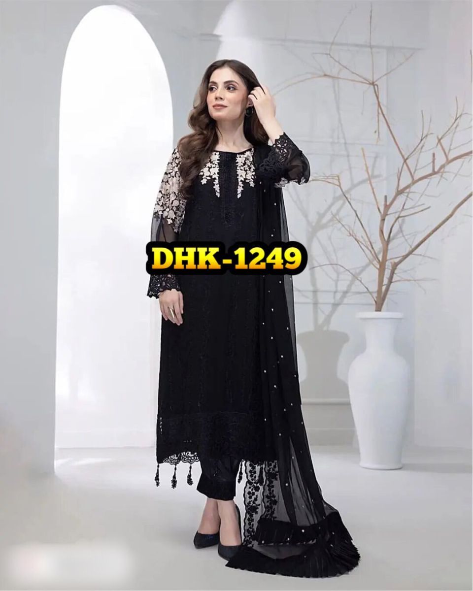 DHK-1249-DESIGNER-SUITS-MANUFACTURER-1