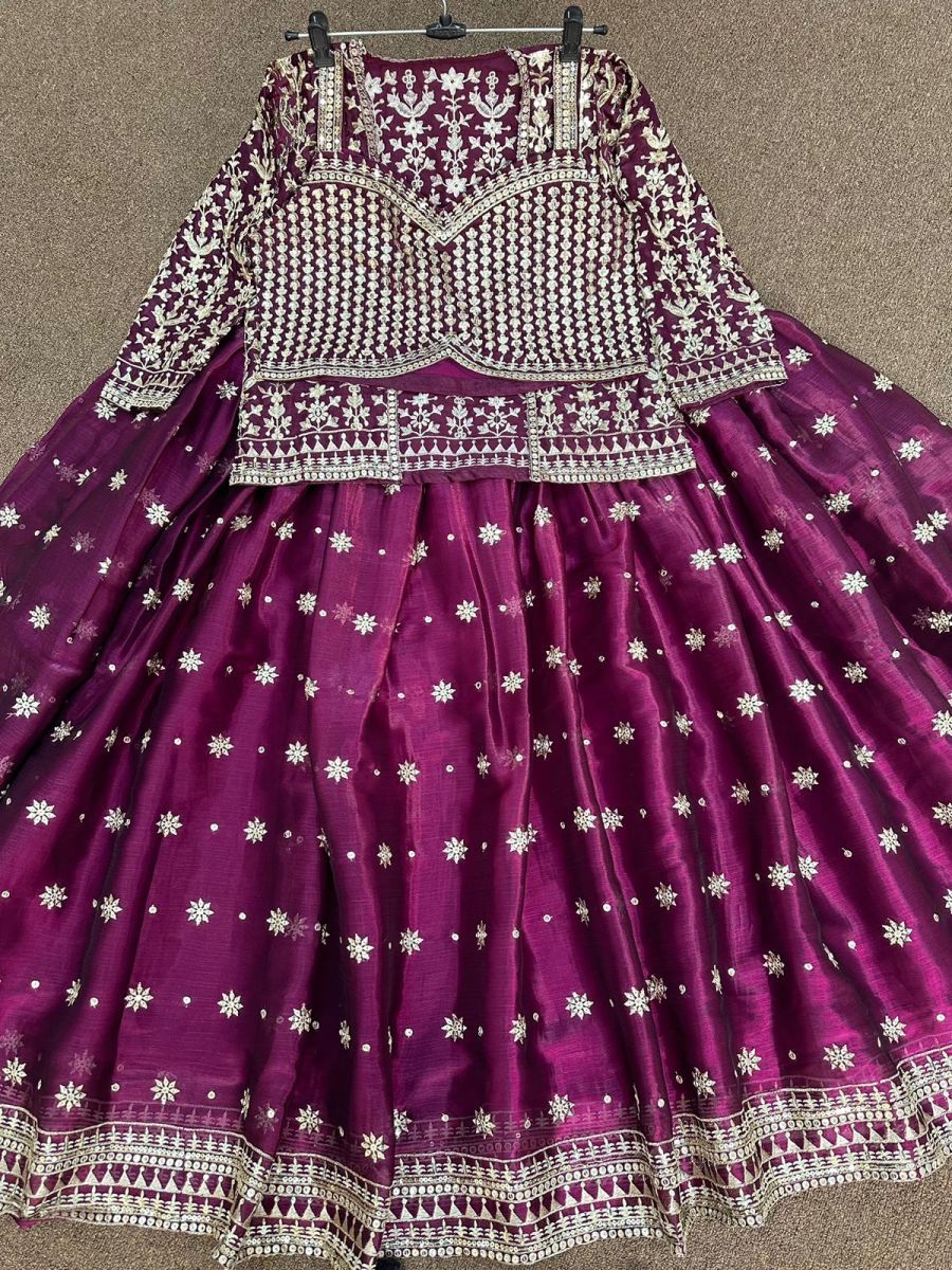 DHK-1254-DESIGNER-LEHENGA-WHOLESALE-3