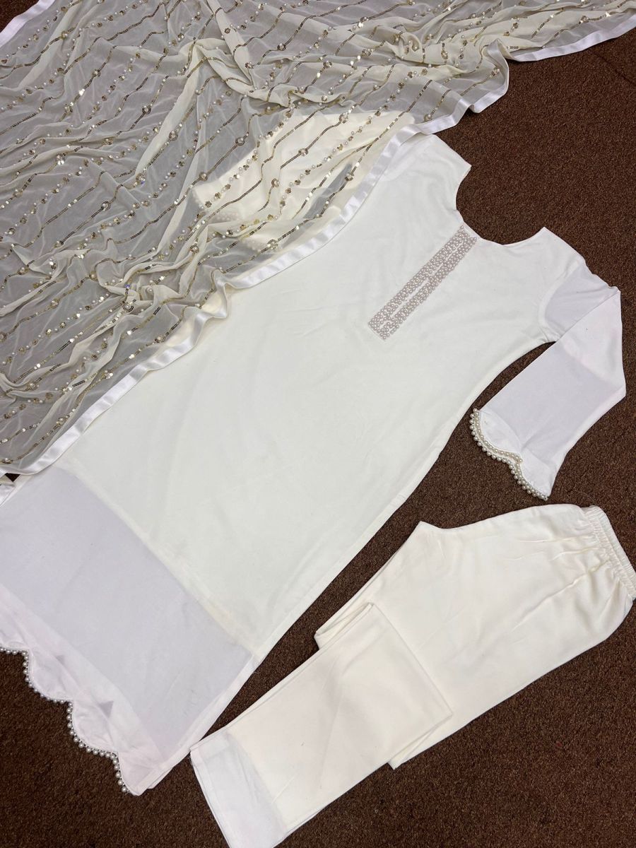 DHK-1263-DESIGNER-SUITS-WHOLESALE-2