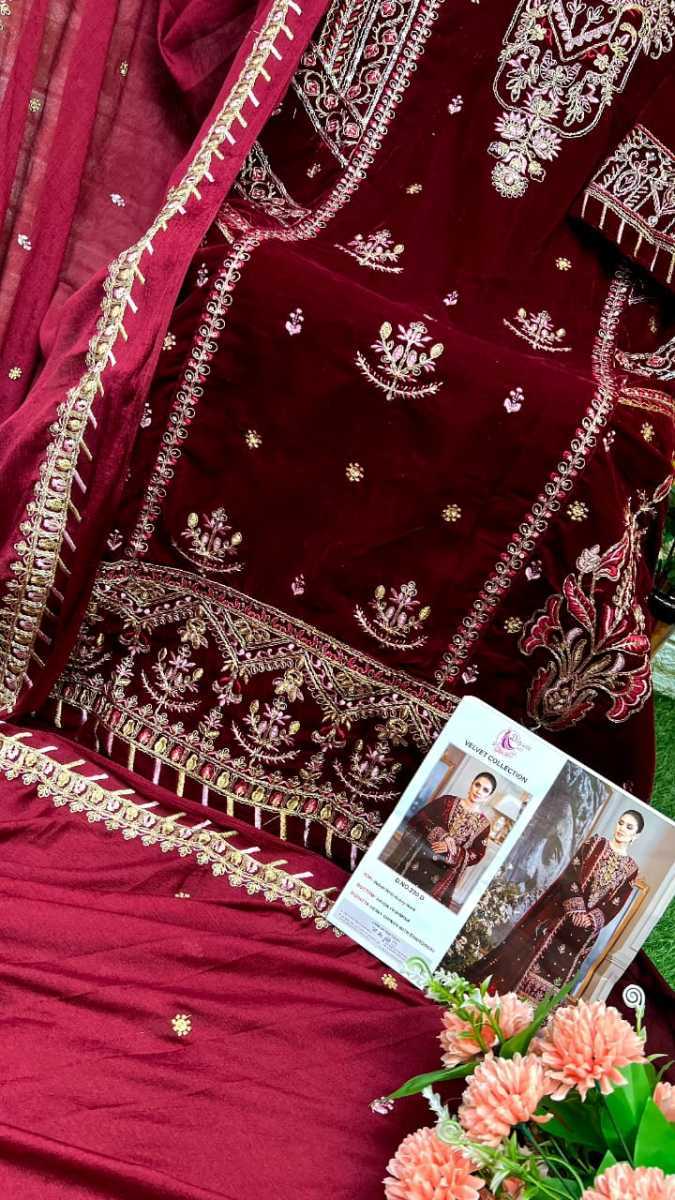 DINSAA-230-D-VELVET-PAKISTANI-SUITS-IN-INDIA-3
