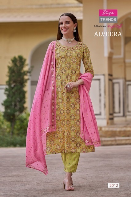 DIYA-TRENDS-ALVEERA-RAYON-KURTI-WITH-PANT-DUPATTA-WHOLESALER-IN-SURAT-12