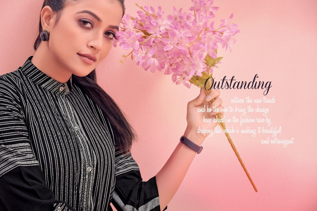 FASHION-GALLERIA-DAISY-SHORT-TOPS-LATEST-COLLECTION-2022-10