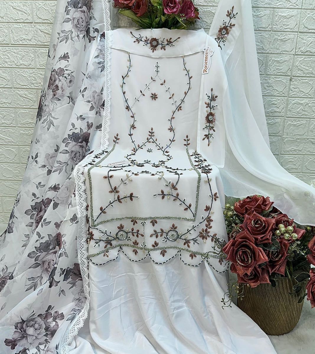 FEPIC-C-1664-ROSEMEEN-PAKISTANI-SALWAR-SUITS-3