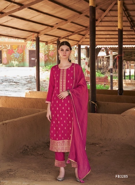 FOUR-BUTTONS-AFREEN-HANDWORK-KURTI-PANT-WITH-DUPATTA-WHOLESALER-SURAT-6