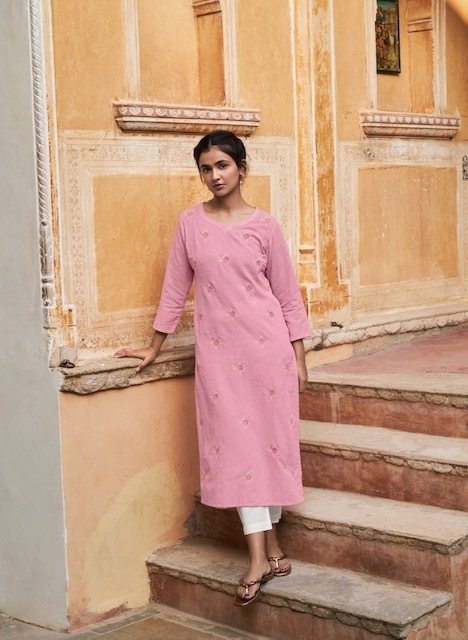 FOUR-BUTTONS-COLORS-15-COTTON-EMBROIDERY-KURTIS-WHOLESALE-PRICE-9