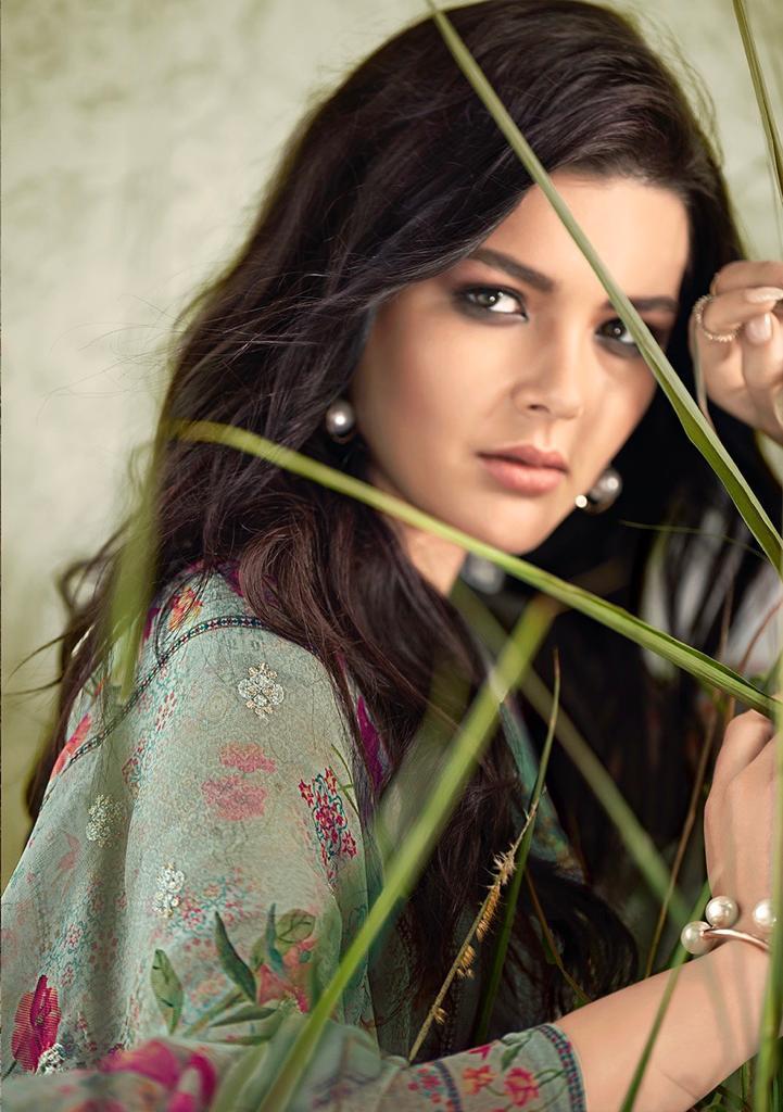 GLOSSY-CRESCENT-GEORGETTE-PRINTED-SUITS-AT-WHOLESALE-4