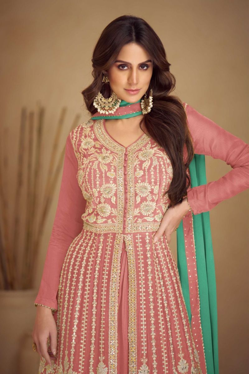 GULKAYRA-DESIGNER-KASHVI-CHINON-SALWAR-SUIT-WHOLESALER-IN-SURAT-4