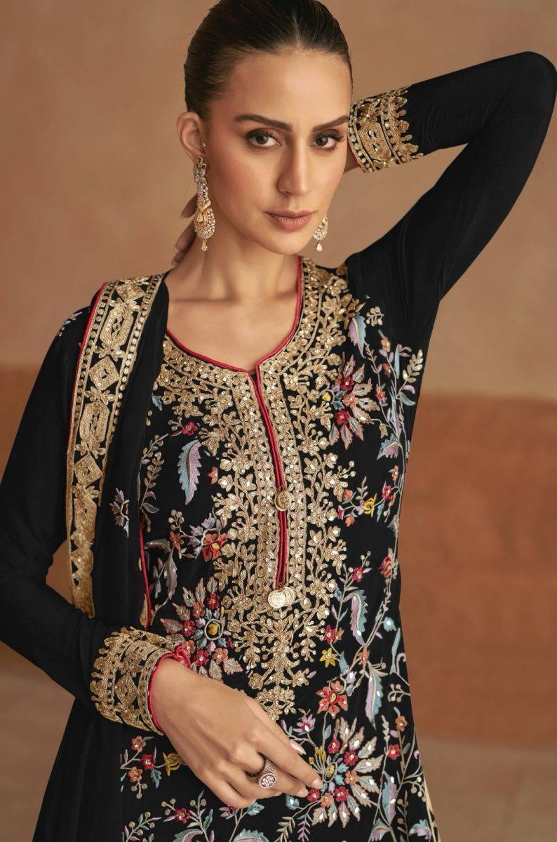 GULKAYRA-DESIGNER-LAHZA-REAL-CHINON-SUITS-WHOLESALER-IN-SURAT-3