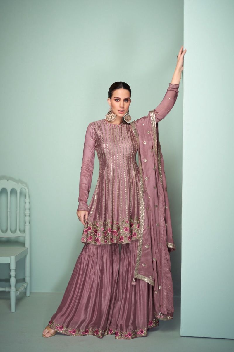 GULKAYRA-DESIGNER-RIWAYAT-CHINON-FANCY-SUITS-WHOLESALER-IN-SURAT-8