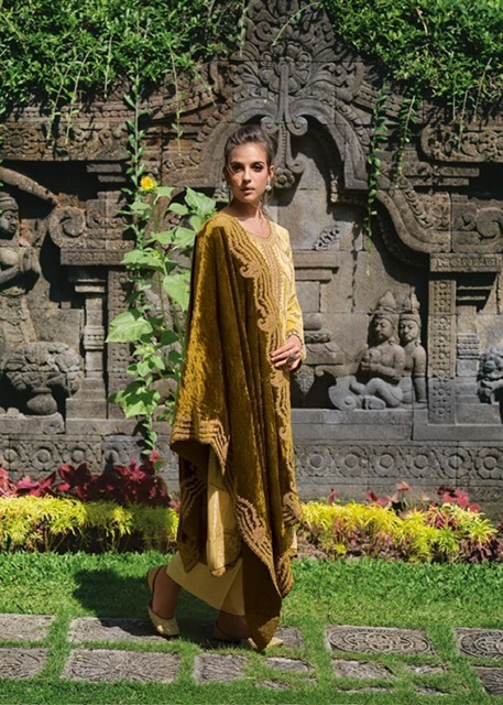 GULL-JEE-GUL-NASREEN-VELVET-EMBROIDERY-SUIT-SUPPLIER-8