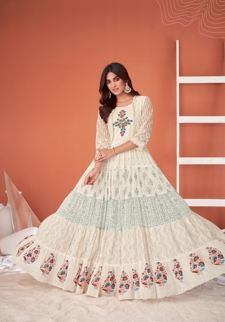HIVA-SUNLIGHT-COTTON-PRINTED-LONG-GOWNS-ONLINE-SUPPLLIER-SURAT-3