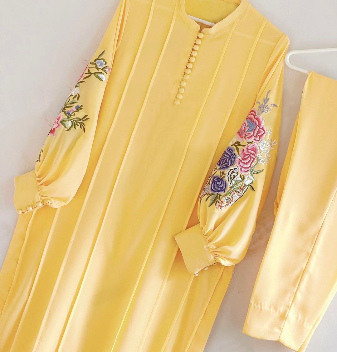 HK-1541-C-DESIGNER-SUITS-MANUFACTURER-2