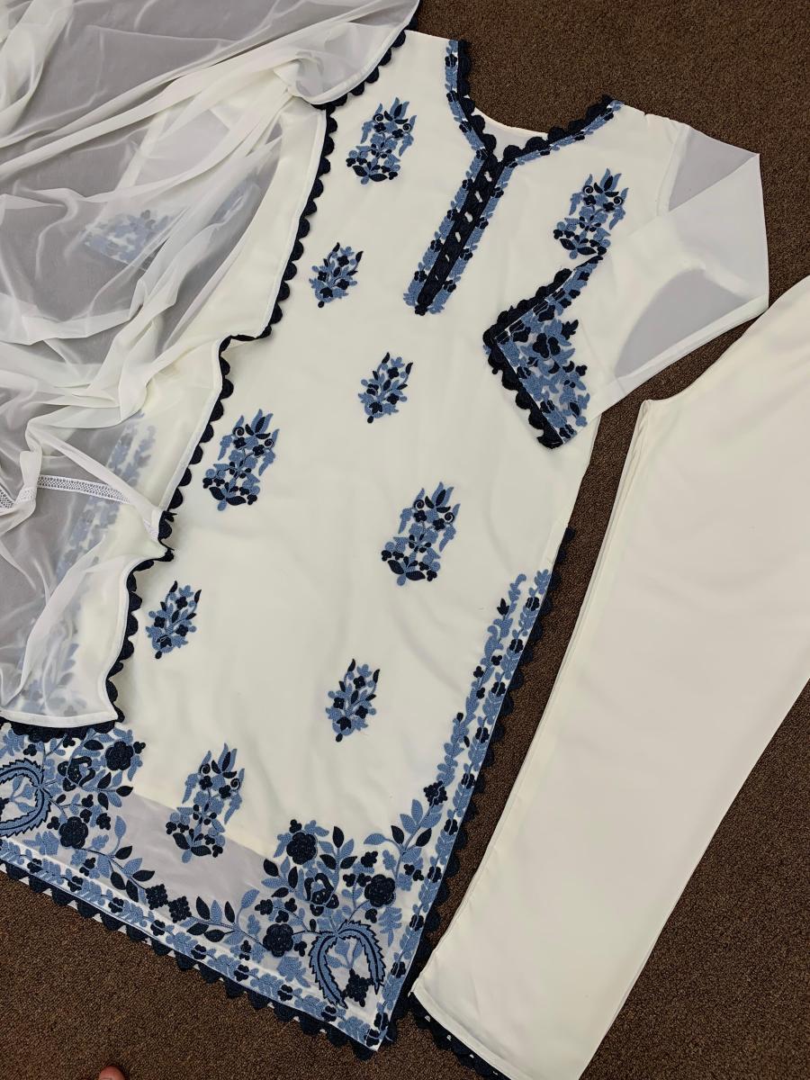 HK-1547-C-DESIGNER-KURTI-WHOLESALE-2