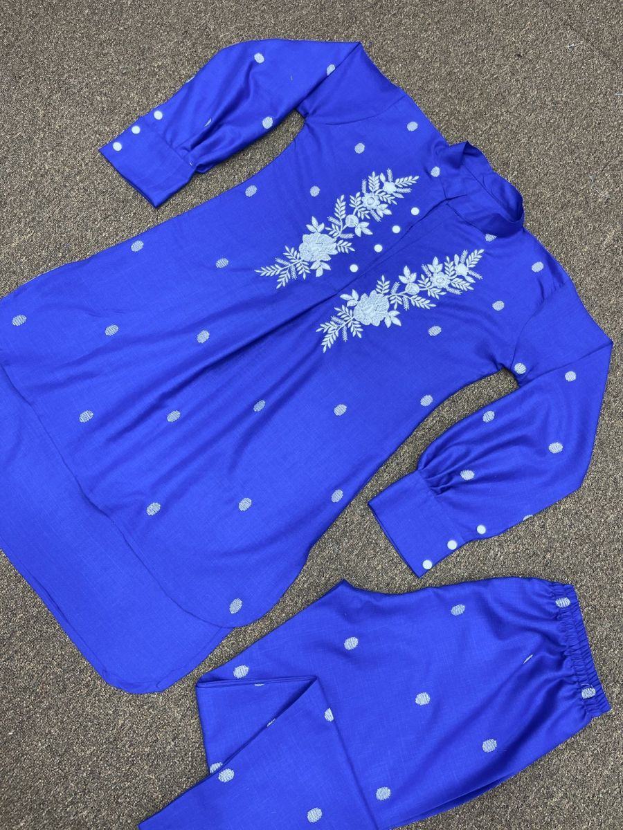 HK-1548-B-DESIGNER-KURTI-MANUFACTURER-4