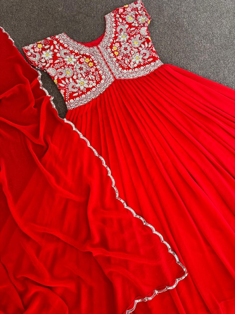HK-1579-DESIGNER-GOWN-MANUFACTURER-2