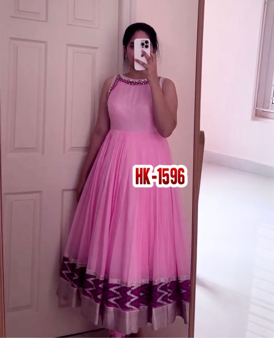 HK-1596-DESIGNER-GOWN-WHOLESALE-IN-INDIA-1
