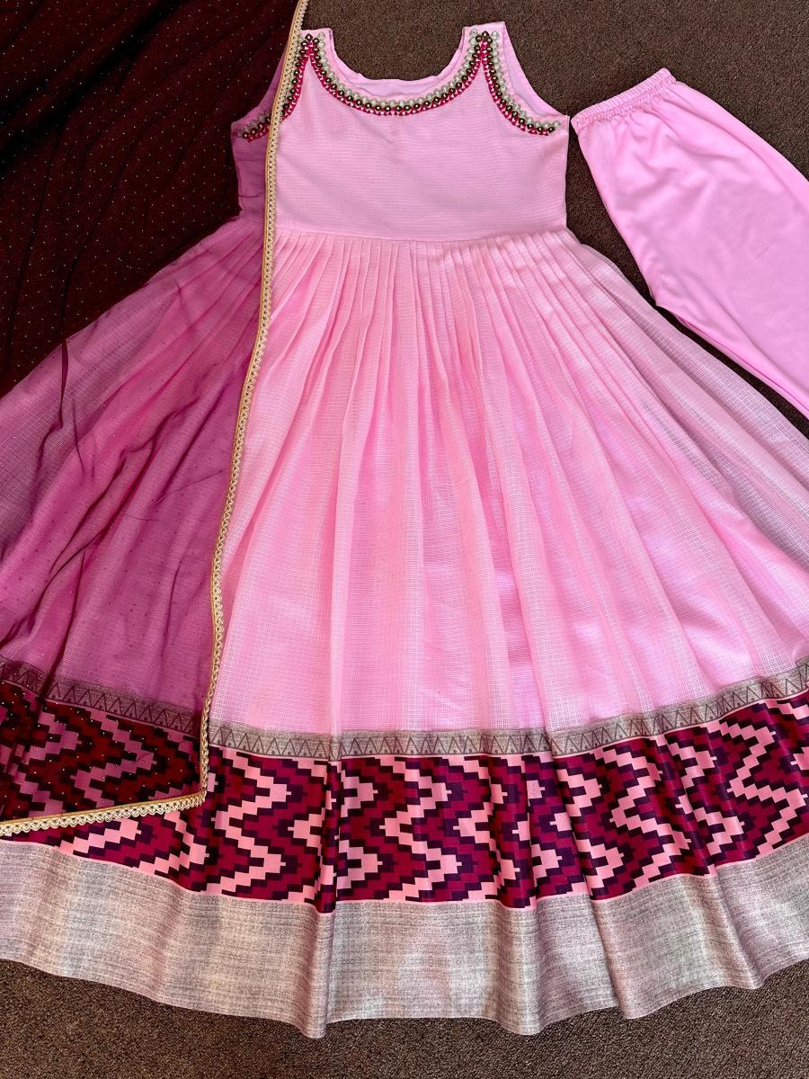 HK-1596-DESIGNER-GOWN-WHOLESALE-IN-INDIA-5