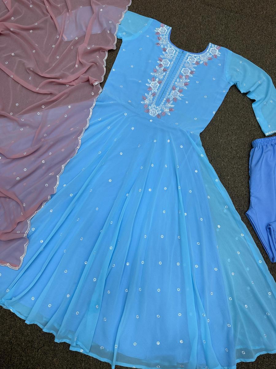 HK-1617-DESIGNER-GOWN-WHOLESALE-IN-INDIA-2